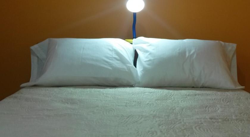 Royal Sweet Dreams Airport B&B Лима Номер фото